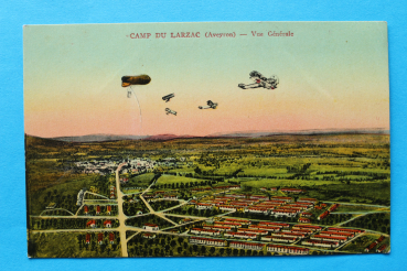 Ansichtskarte AK Camp du Larzac 1914-1918 Kaserne Flugzeug Fesselballon Vogelschau Frankreich France 12 Aveyron